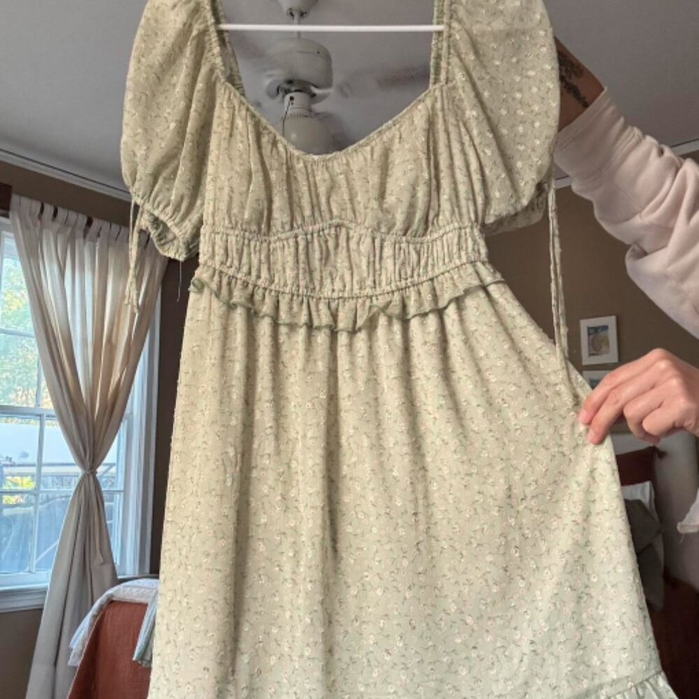 Altar'd State Sage Pink Floral Puff Sleeve Mini Dress